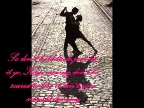 Delivio Reavon & Aaron Gill ft. Phatt - Dancing