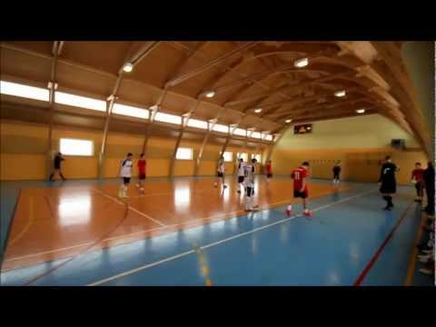 Makrodach Rumienica  (biale)   -  LZS Ostróda (czerwone)