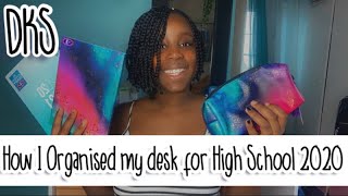 How I Organised My School Desk 2020