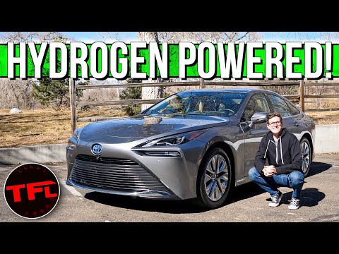 External Review Video 846yRFp7VF0 for Toyota Mirai 2 (FCB130) Sedan (2020)