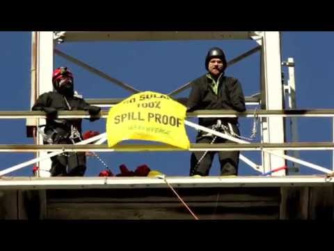 Greenpeace Activists Install Solar Panels On Oil Derrick In Edmonton