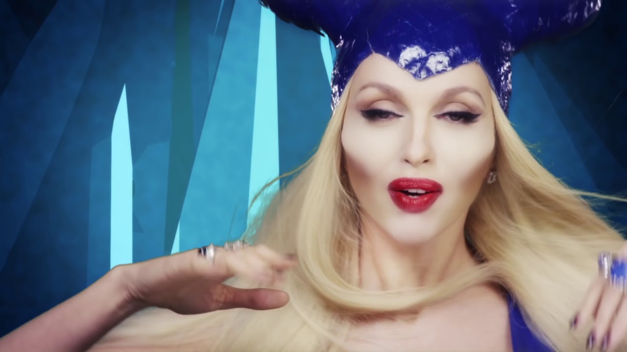 Оля Полякова — С Новым Годом!