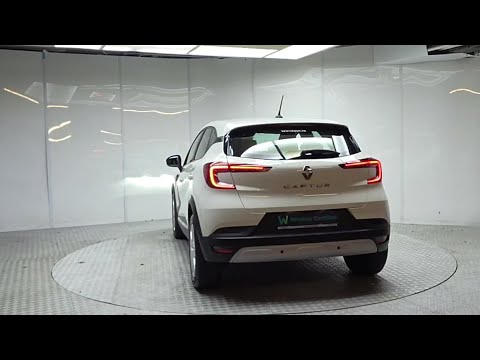 Renault Captur TCe 100 Play - Image 2