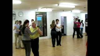 Beginners Tango Courses at The Univesity of Queensland - Alma de Tango School