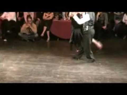  Stella Missé  and  Javier Rodriguez  are  dancing  to  a  tango