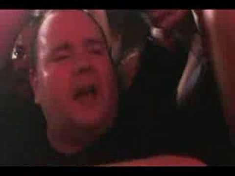 Alkehol - Nechte vlajky vlát (live)