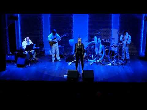 download lagu mp3 mp4 Electromash, download lagu Electromash gratis, unduh video klip Electromash