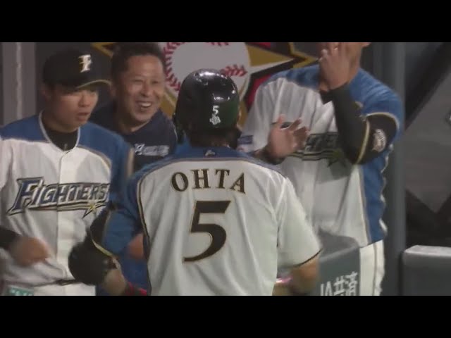 【4回裏】ファイターズ・大田 レフトスタンドへ自身初の20号到達弾!! 2019/9/26 F-B