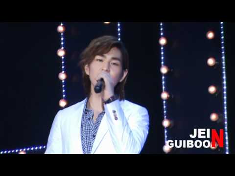 [Fancam] 101122 ONEW -  Solo How deep is your love The Fan Party in Thailand