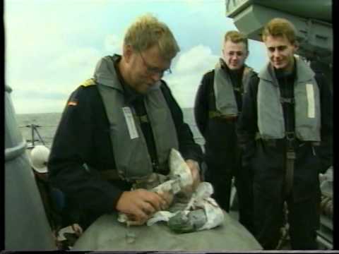 Einsatz im Atlantik - Zerstörer Mölders auf großer Fahrt ( 1997 ) Teil 2