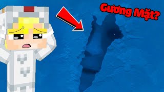 Chicken Tot Discovers Giant Face Under the Sea!