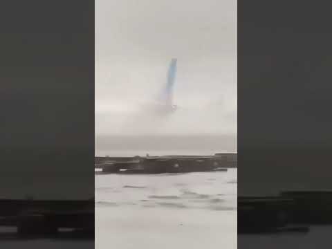 Դուբայում խոշոր ջրհեղեղ է դիտվել