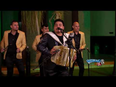 La Tercia Ft. Banda Los Populares Del Llano - 5:46 (En Vivo 2023)
