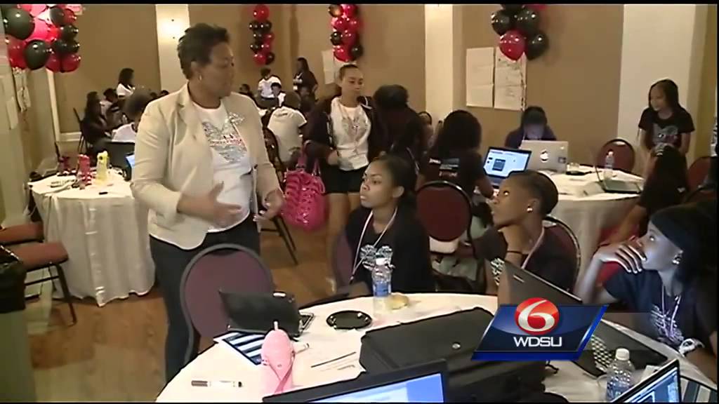 Group aims to teach African-American girls coding for tech future