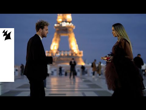 Clément Leroux & Bella Hunter - You Make Me Feel (Official Music Video)