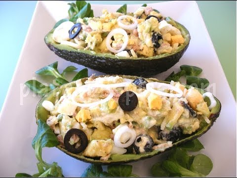 Aguacates rellenos de atún
