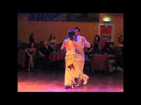  Paula Ballesteros  and  Alejandro Hermida  are  dancing  to  the  tango  "  Champagne Tango  "
