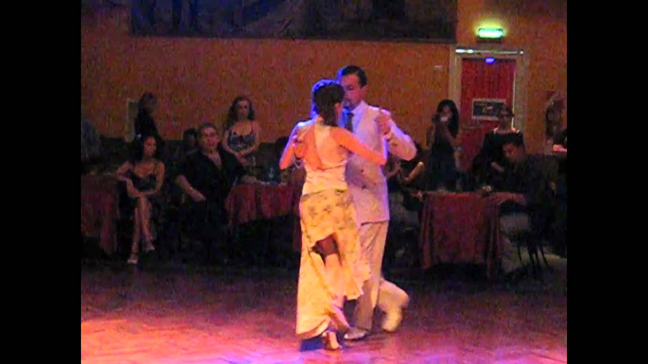 Alejandro Hermida y Paula Ballesteros en Salón Canning - febrero 2011, Parte 1