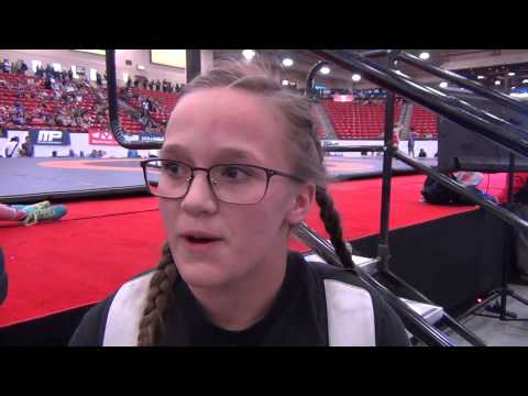 Hailey Cox, 117 champion at Western Junior Women Regional