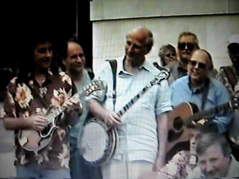 Washington Square Bluegrass/Old Time Reunion 2005 - Arch Scene