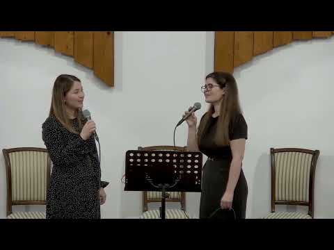 AȘTEPTĂM MAREA ZI  -  ESTERA POPA & LIVIA PLĂTICĂ (Live)