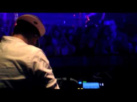 Tha Boogie Bandit @ Sound Museum Vision feat. Paris & Simo 1.17.14