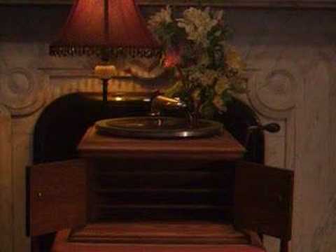 "Roll 'Em Girls (Roll Your Own)", Jack Shilkret's Orchestra