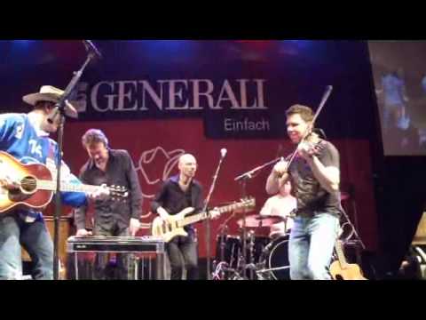Shane Guse - Fiddle Solo (Live at Albisguetli (Zürich(Switzerland))) 05.03.2011