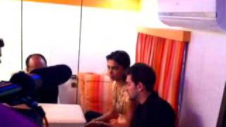 Neil & Deepika Live at 01:16am PST on 08/19/2010
