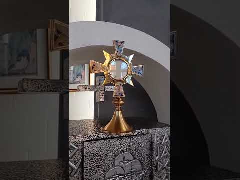 Adoración al Santísimo Sacramento del Altar con el Padre Fabian Esteban Oliva. 01/05/26