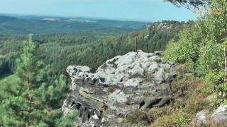 preview picture of video 'Papststein und Gohrisch im Elbsandsteingebirge'