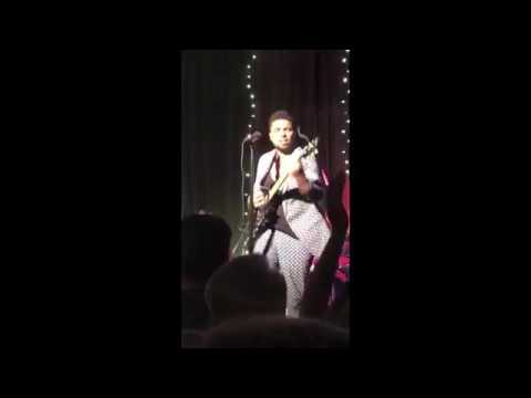 Devon Gilfillian in Wilmington (Unique memories of Al Green, Lenny Kravitz, Jimi Hendrix and Prince)