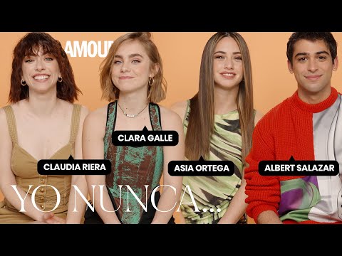 Clara Galle, Albert Salazar, Claudia Riera y Asia Ortega ('El Internado Las Cumbres') en 'Yo nunca'