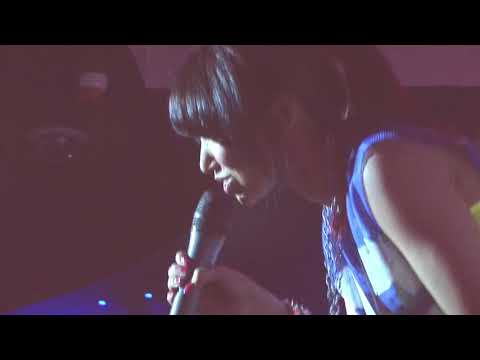 Jodie Connor : "Now or Never" LIVE