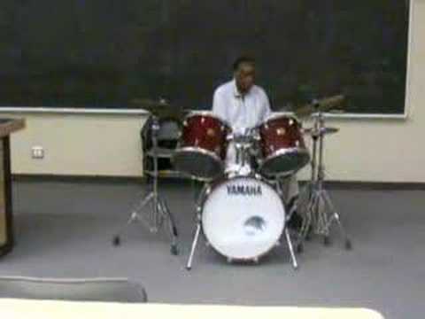 Clyde Stubblefield (THE Funky Drummer) Playing "Cold Sweat"