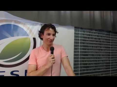 13/12/2014 - TEM FÉ EM DEUS - VINÍCIUS SERAFIM