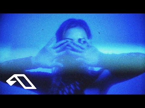 Amy Wiles - I Never Want This To End