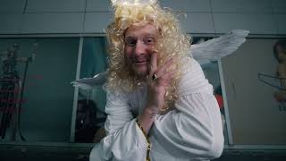 Video zu 'Die Tante Hilde' ansehen