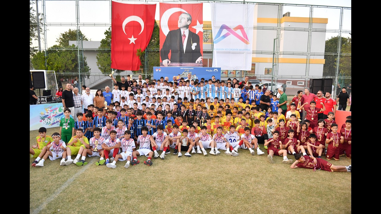 MERSİN BÜYÜKŞEHİR’İN FUTBOL ŞENLİĞİNDE KUPALAR SAHİPLERİNİ BULDU