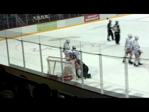 Ässät-Tappara 5.1.2015. Huhtasen nousu ja Metsola ottaa lukua.