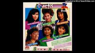 Download lagu Nostalgia Biru - Lydia Natalia [HQ Audio] mp3