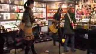 Tilly & The Wall \ 2 @ Reckless Records