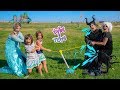 Frozen Elsa Kate And Lilly Tug O War Vs Maleficent And Ursula
