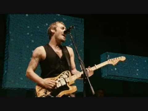 Those Thieving Birds / Strange Behaviour / Those Thieving Birds video