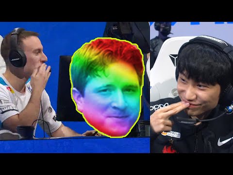 Perkz and Doinb exchange kisses before the game (Worlds 2021)