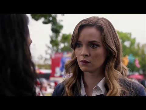 The Flash 3x06 Cisco tells Caitlin Future Killer Frost vs Vibe Fight