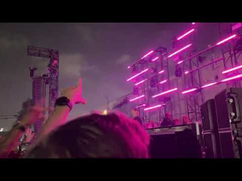 Sasha & Digweed @ 516 S Anderson Street LA #1