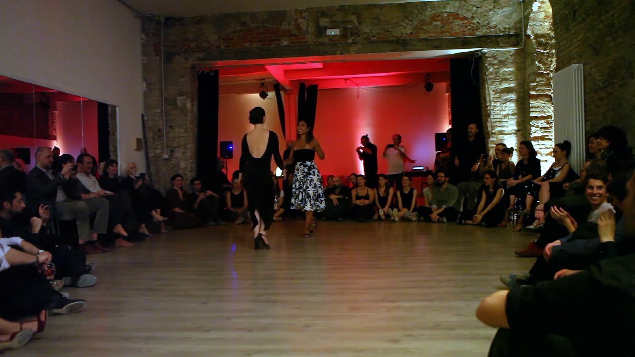 Video thumbnail for Ines Muzzopappa & Corina Herrera a Torino