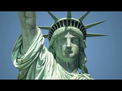 We used AI to ask the Statue of Liberty why you should visit Denmark - SUBS