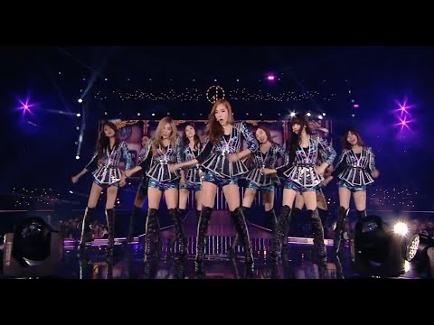 Girls' Generation Live_ GENIE, PAPARAZZI, MR.MR.